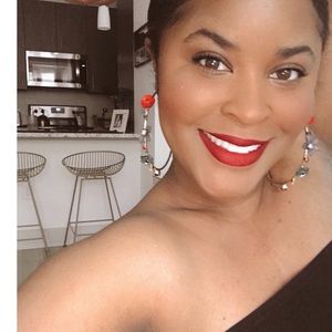 Meet your Posher, Lillian